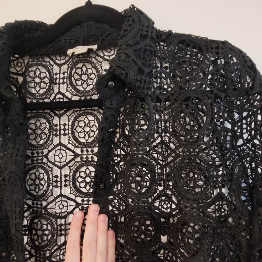 Black Lace Open-Front Cardigan - Picture 3 of 6